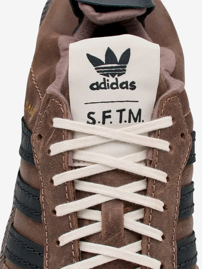 SFTM X ADIDAS 008 Samba OG marrone
