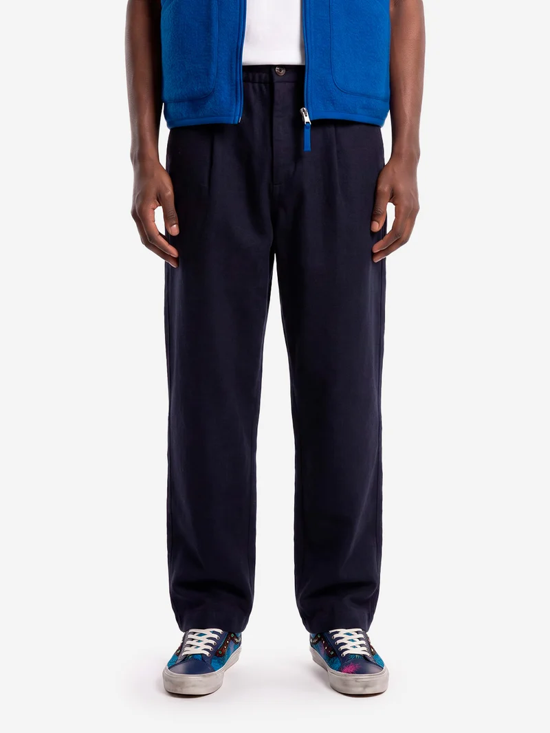 Pantaloni in misto lana con pinces