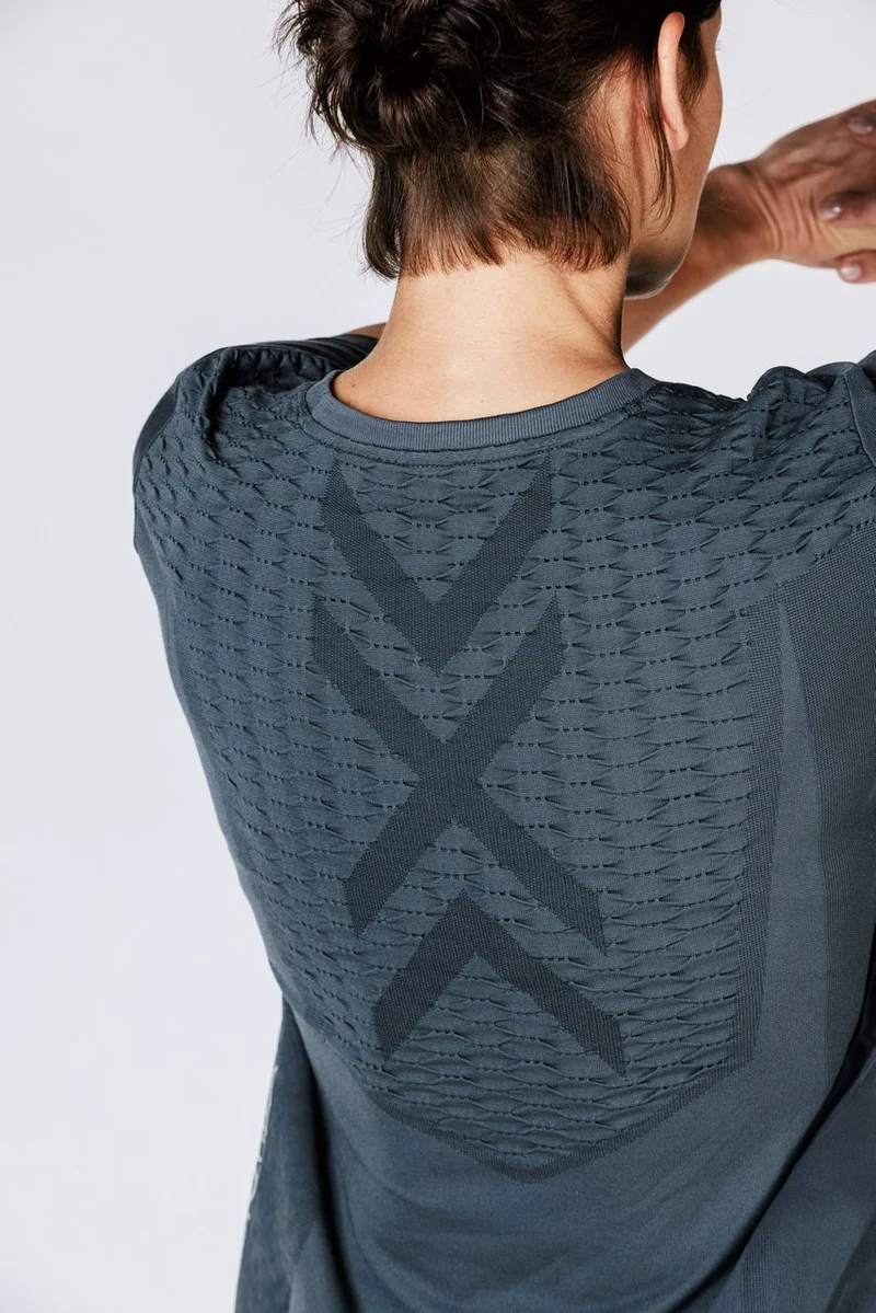 X-ENTIAL SHIRT SS WMN