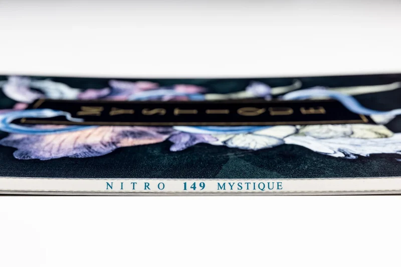 NITRO Snowboard Mystique Women´s 2026/27