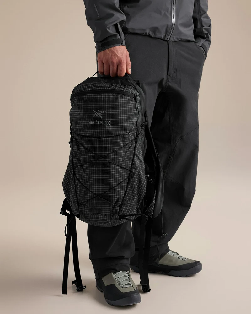 Arc'teryx Aerios 18 Backpack Black