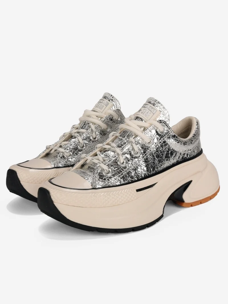 Run Star Crush OX Distressed Patent 'Pure Silver'