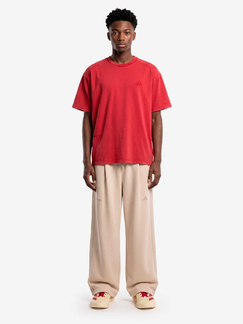 T-shirt rossa x Tyrrell Winston
