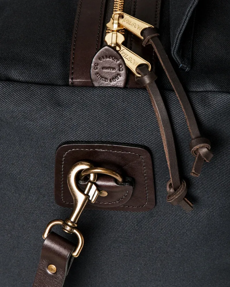 Filson Duffle Medium Navy
