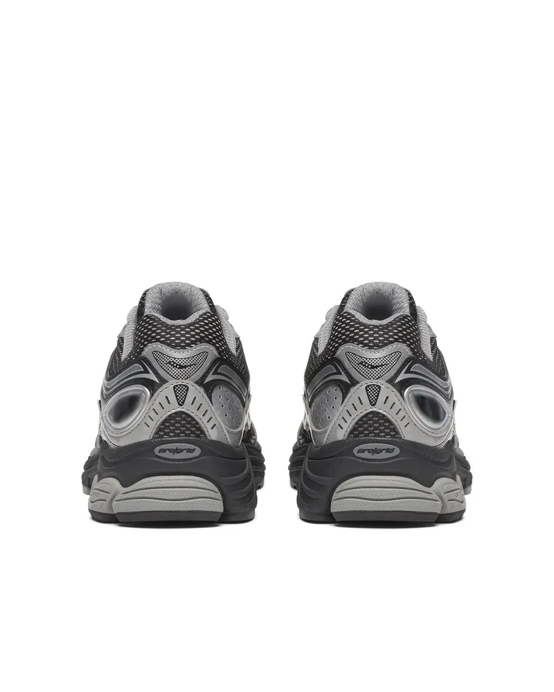 Saucony ProGrid Omni 9 Black / Silver