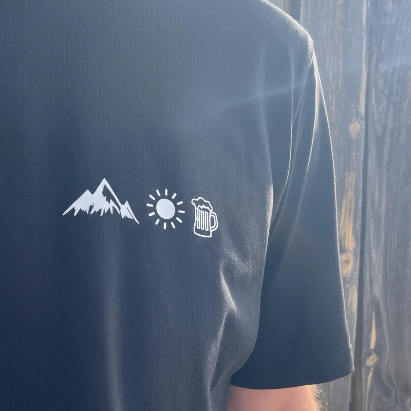 Bergliebe® Berg Sonne Bier Unisex Premium Organic T-Shirt