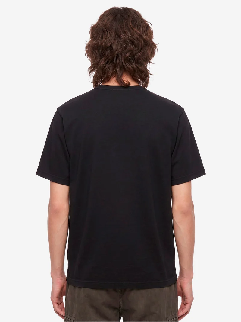 T-shirt nera con tasca a soffietto e patch Compass