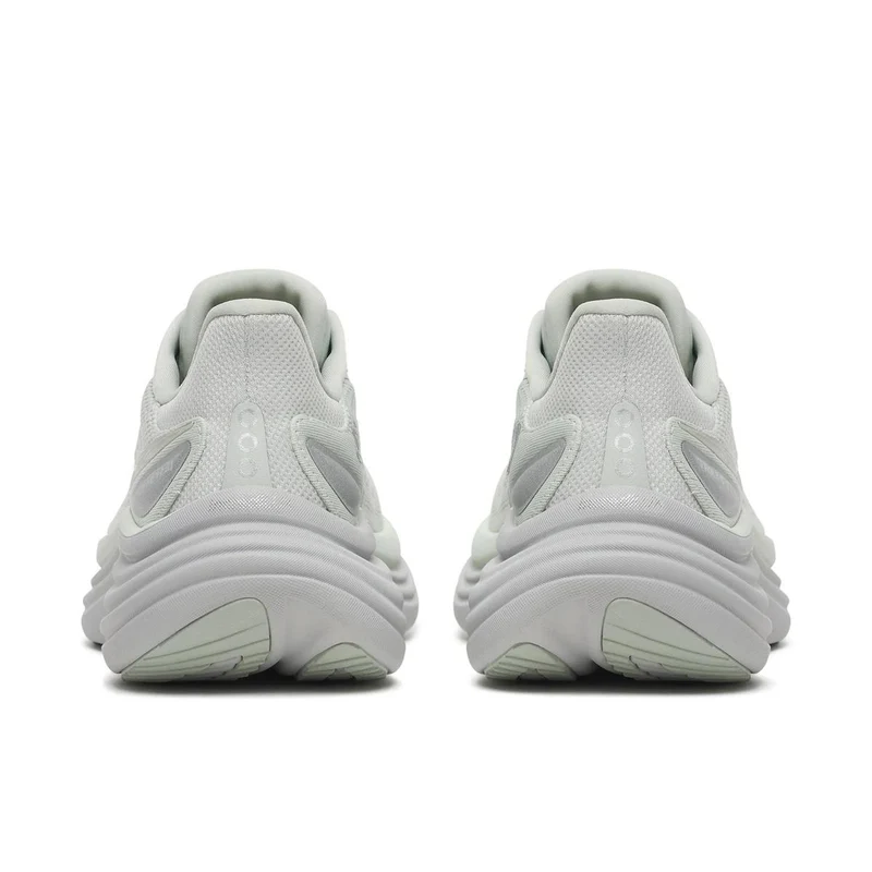 Saucony Triumph 24 Women cast