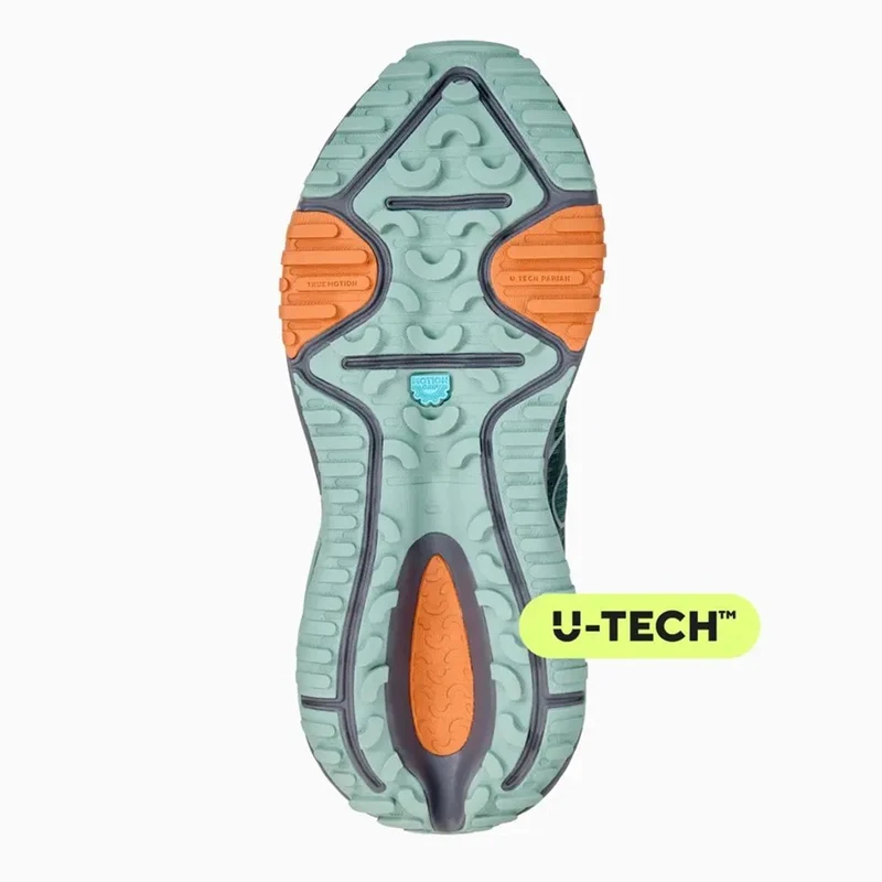 True Motion U-Tech Pariah Men dark forest Pavement gold flame