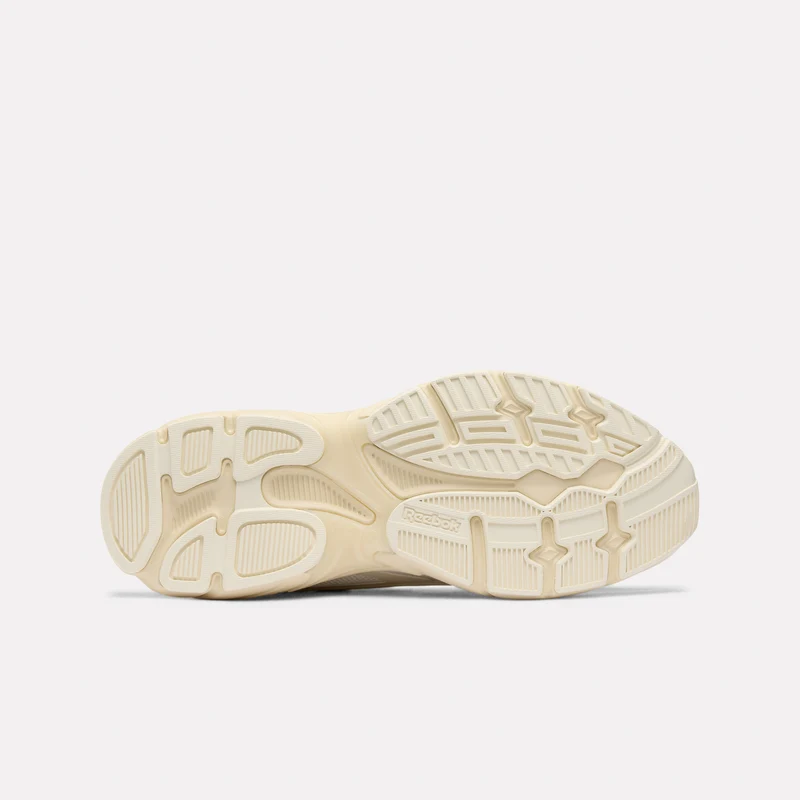 Premier Road Control Sneakers