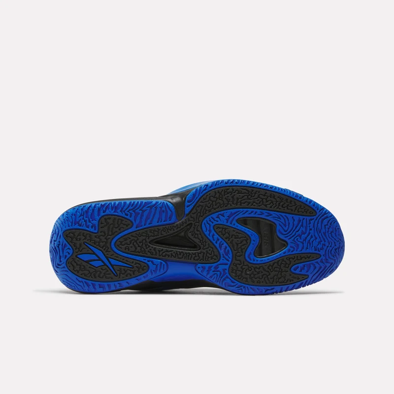 Engine A 26 SE Basketball Shoes