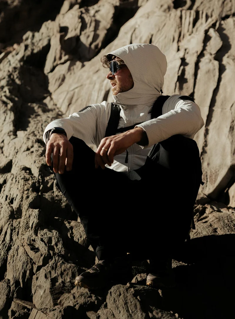 VELES-JACKE