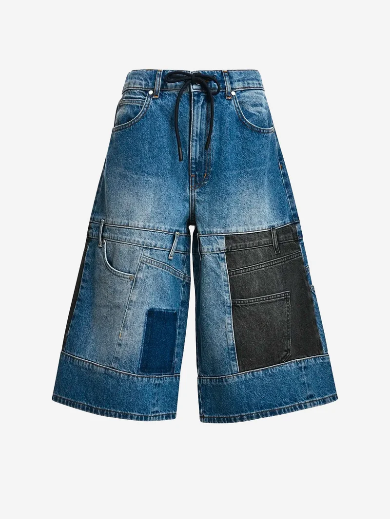 Bermuda denim con patchwork a doppio pannello blu e nero
