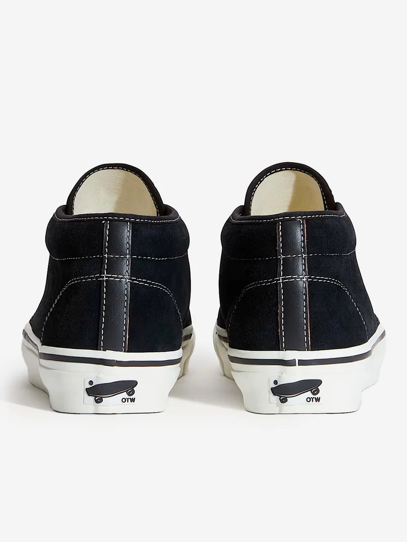 OTW Chukka 49 Vibram Black
