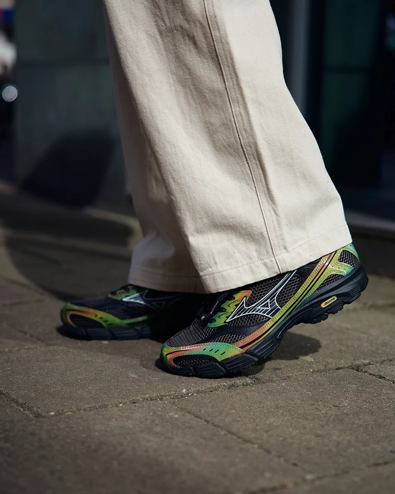 Mizuno MXR Iron Gate / Black / Jasmine Green