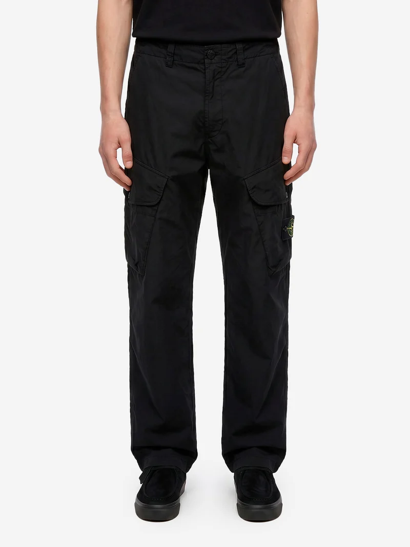 Pantalone cargo in twill stretch nero con badge