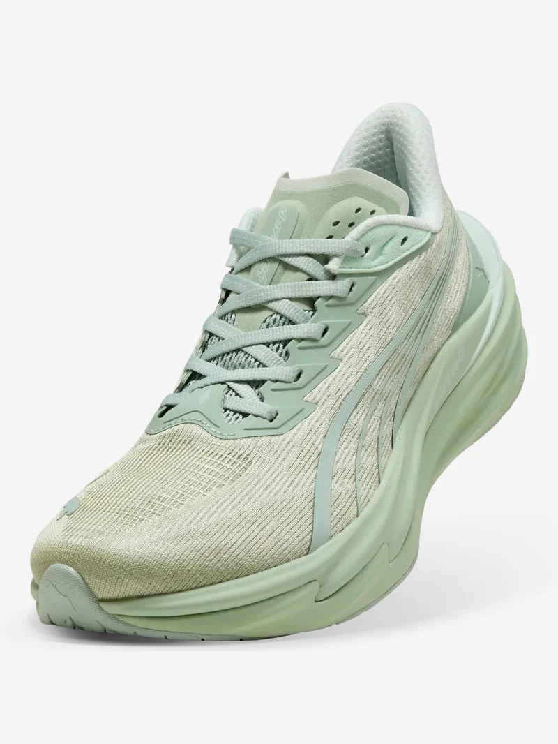 Deviate Nitro 4 'Soft Grass Mint' running