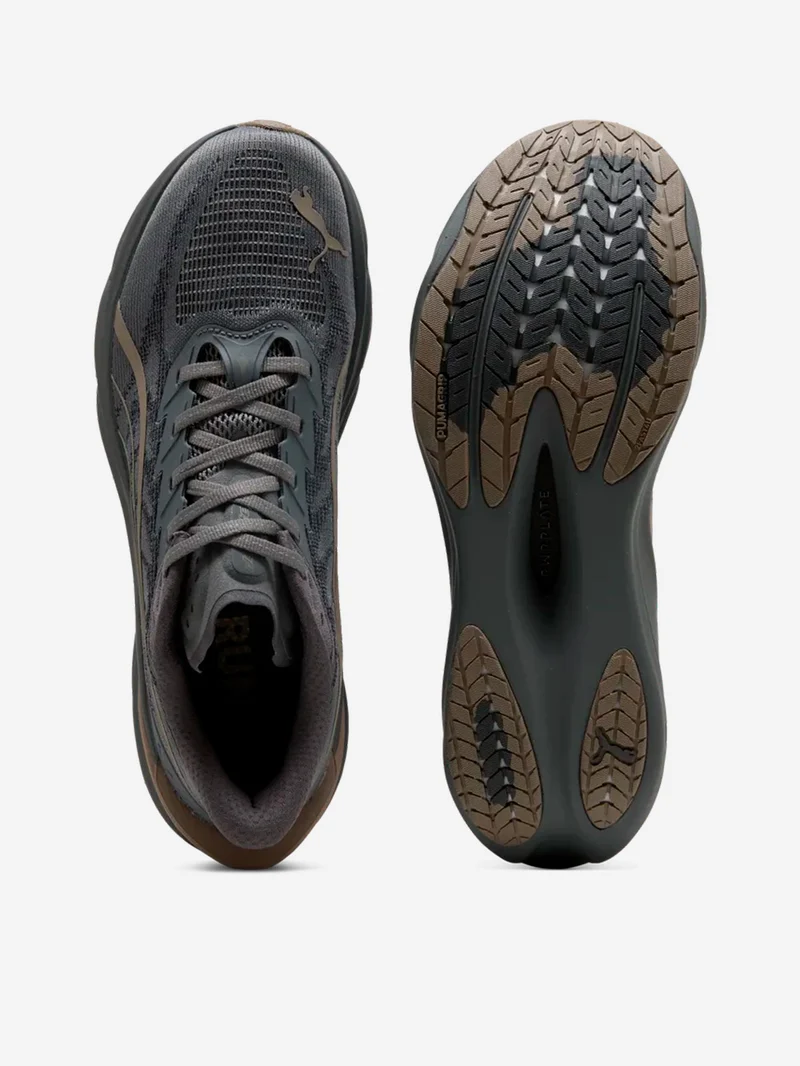 Deviate Nitro 4 'Slate Sky Moody Gray' running