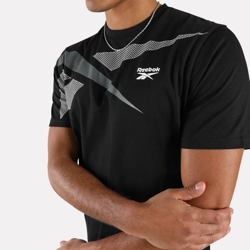 Logo Placement Men's T-Shirt