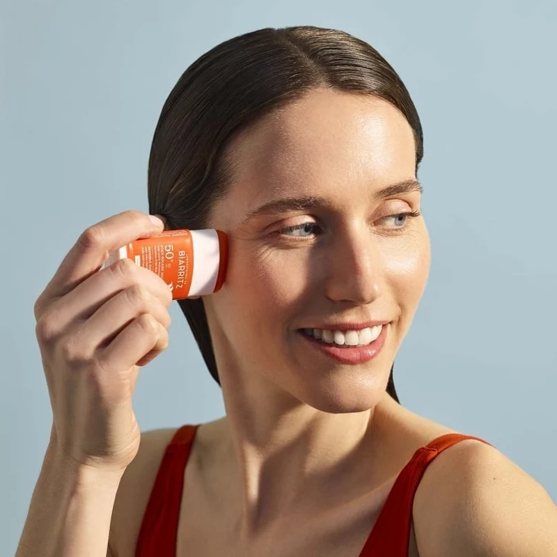 Laboratoires de Biarritz Invisible Sun Stick (SPF 50+)