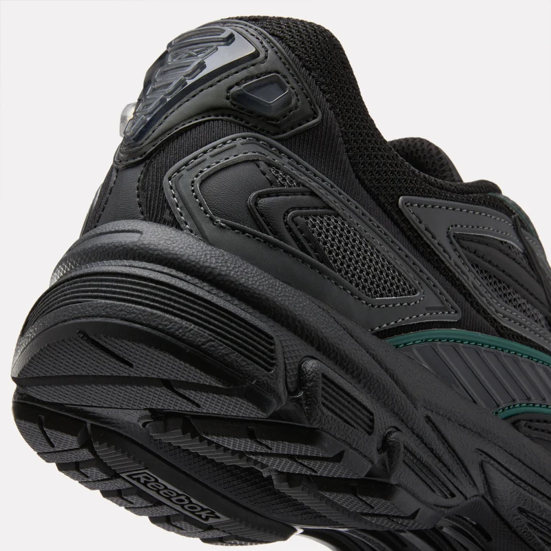 Premier Road Ultra Sneakers