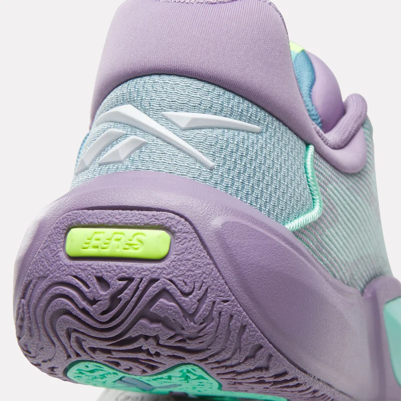 Engine A 26 SE Basketball Shoes