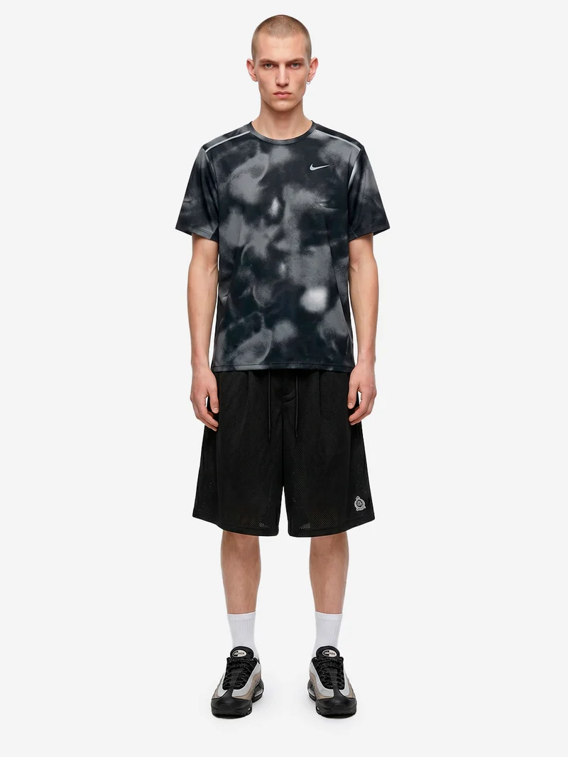 T-shirt nera a manica corta da running Dri-FIT UV