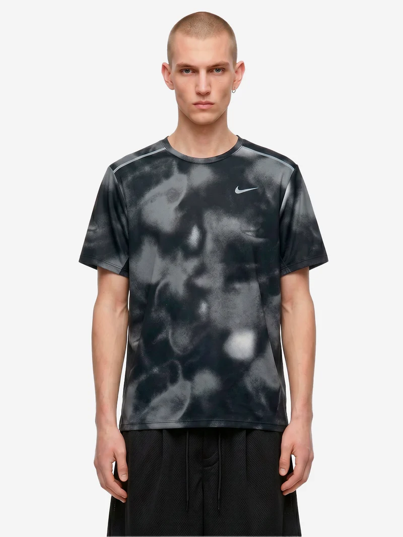 T-shirt nera a manica corta da running Dri-FIT UV
