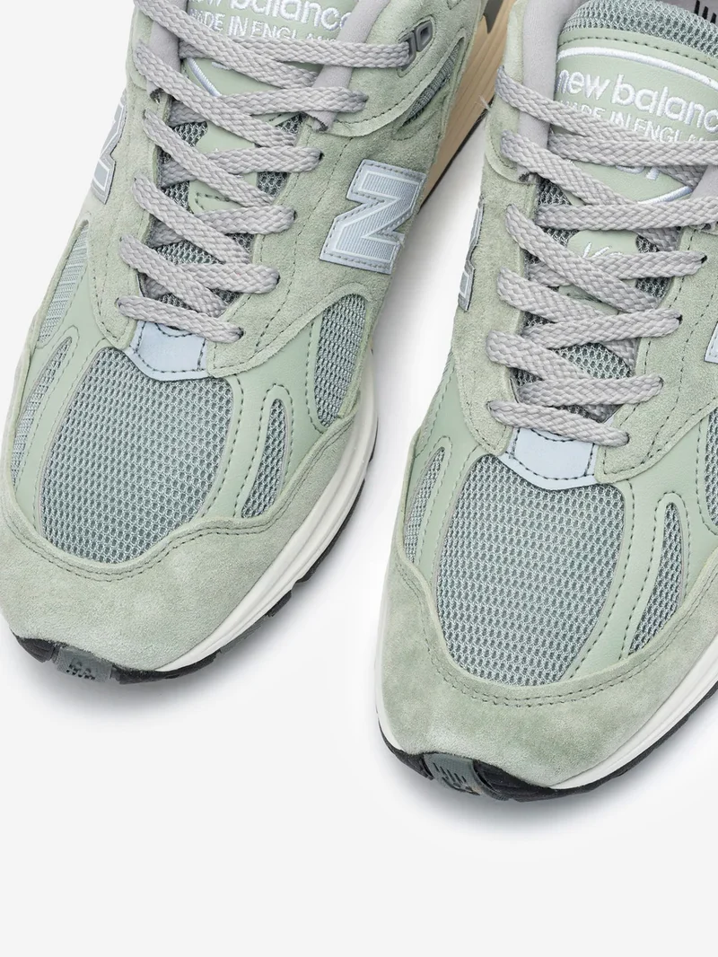 Made in UK 991v2 'Sea Glass'