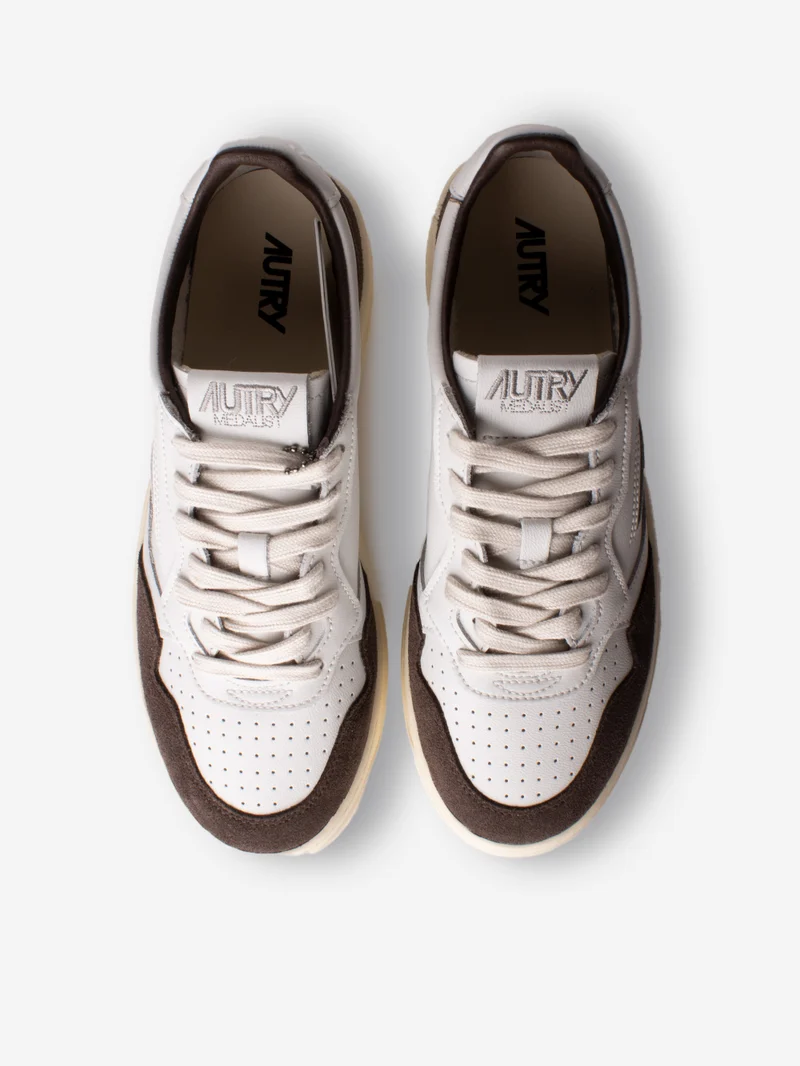 M Medalist Low in pelle bianca e suede mogano