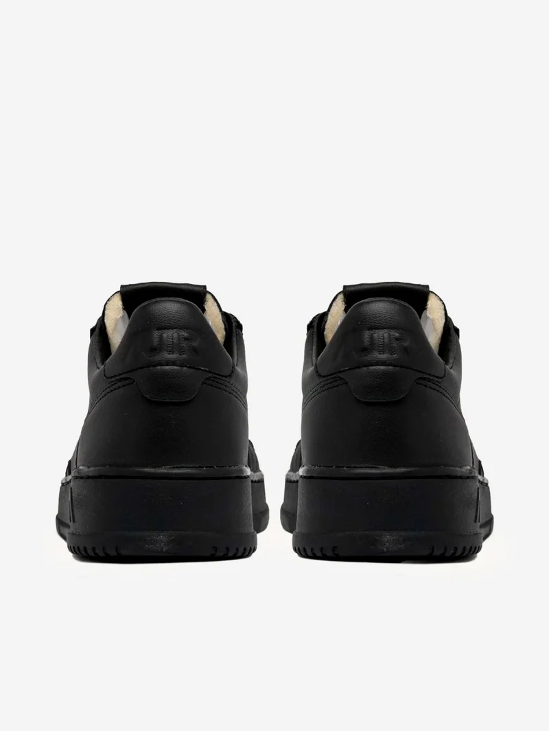 M Medalist Low in pelle nera