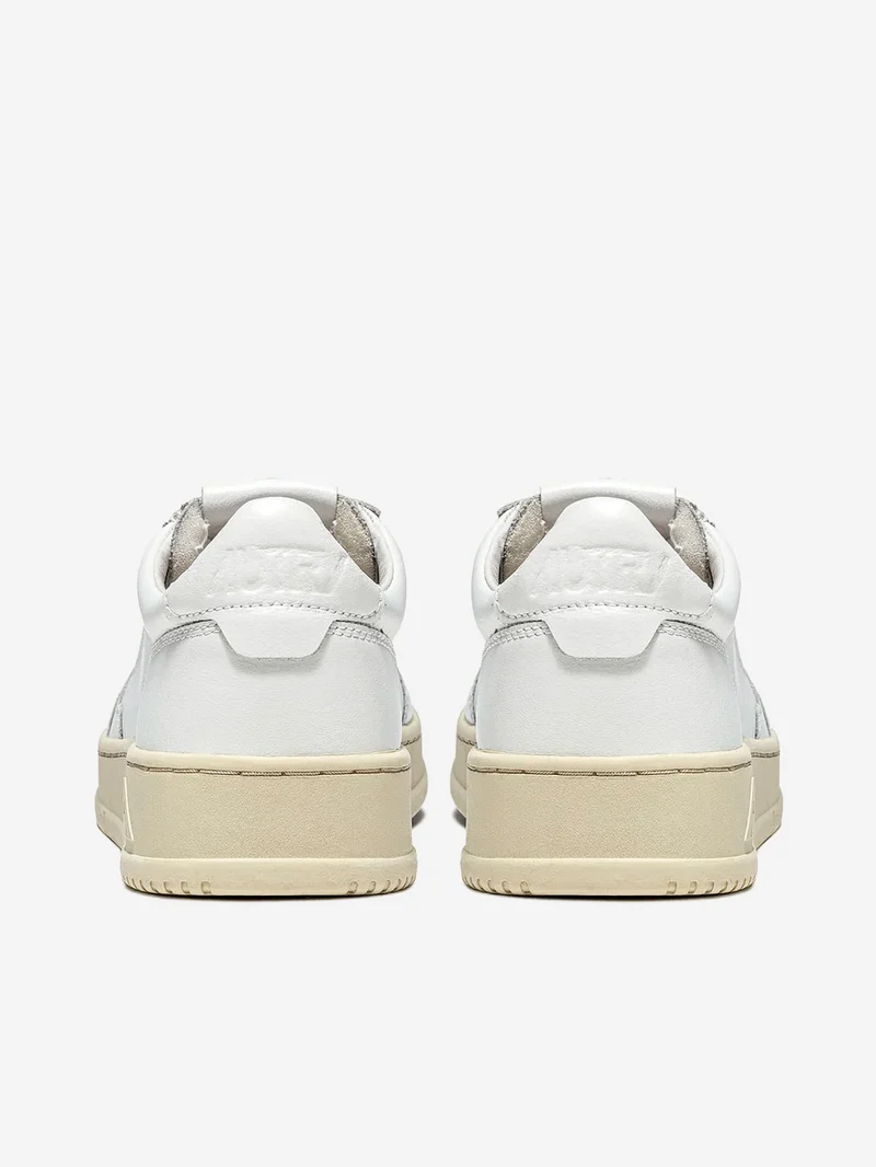 M Medalist Low Sneakers