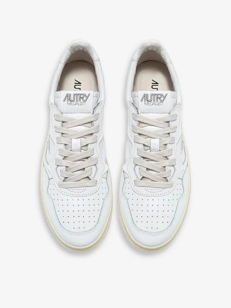 M Medalist Low Sneakers
