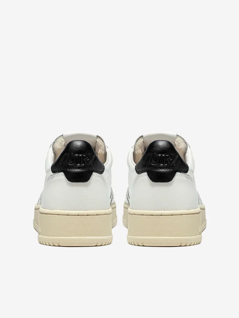M Medalist Low Sneakers
