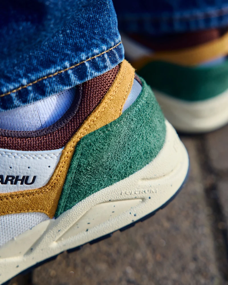 Karhu Fusion 2.0 Douglas Fir / Navy Peony F804197