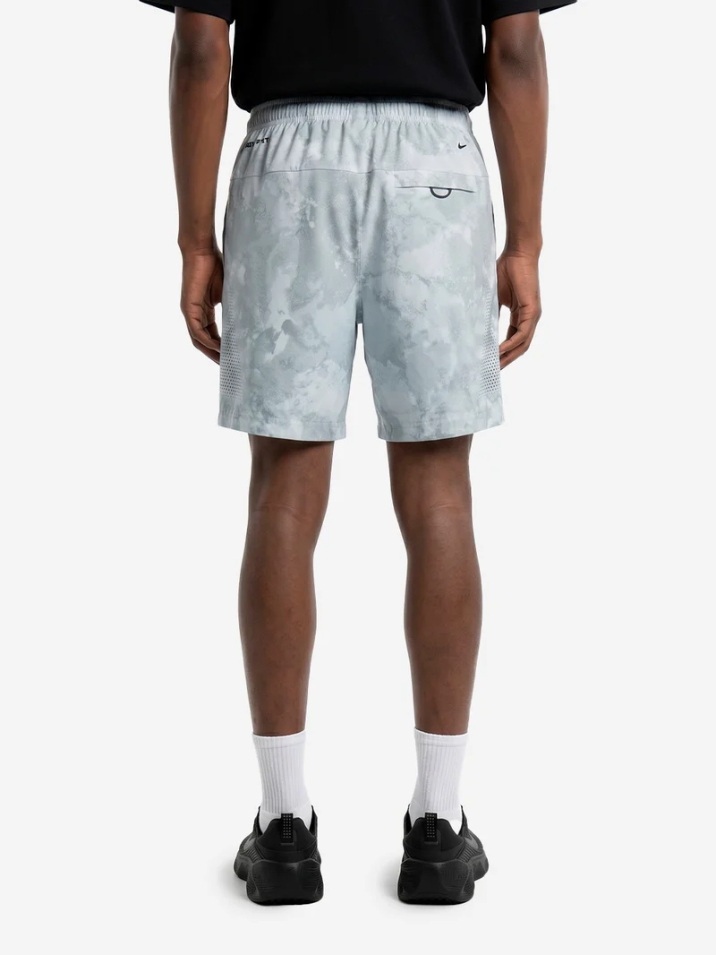 Shorts in nylon platino e tessuto Dri-FIT
