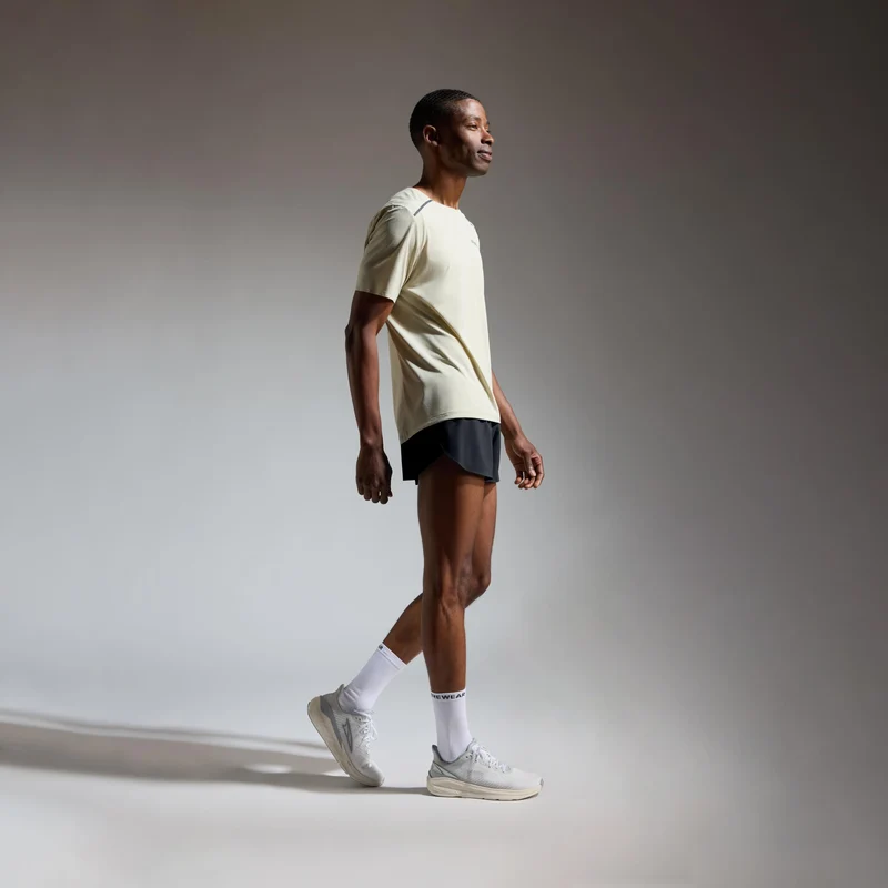 Concurve Split Shorts
