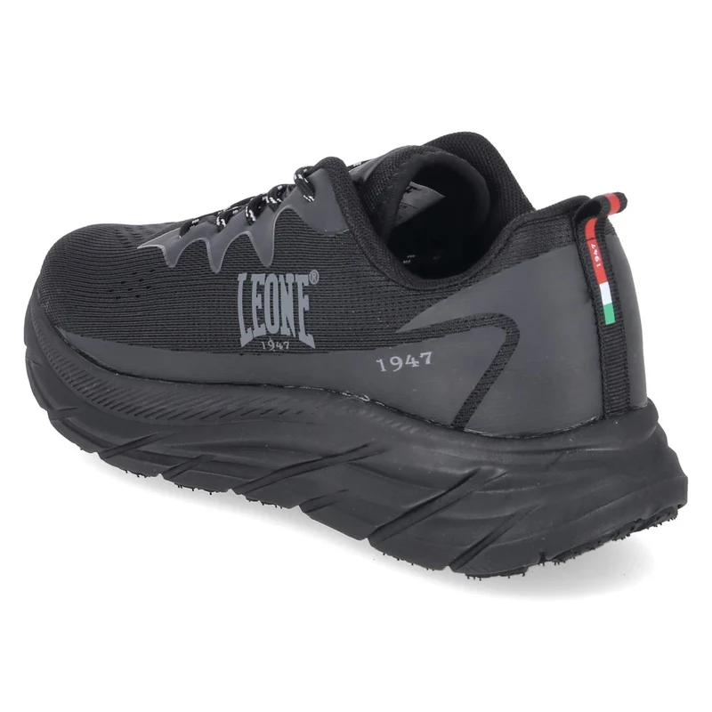 Low Sneaker Schwarz
