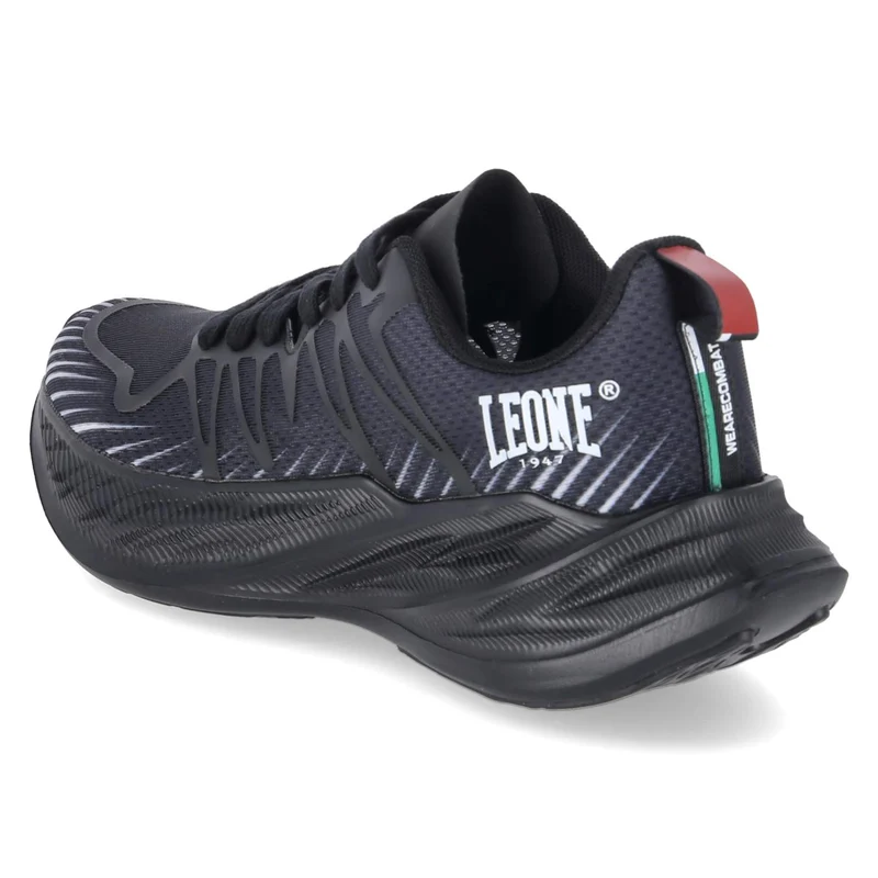 Low Sneaker Schwarz