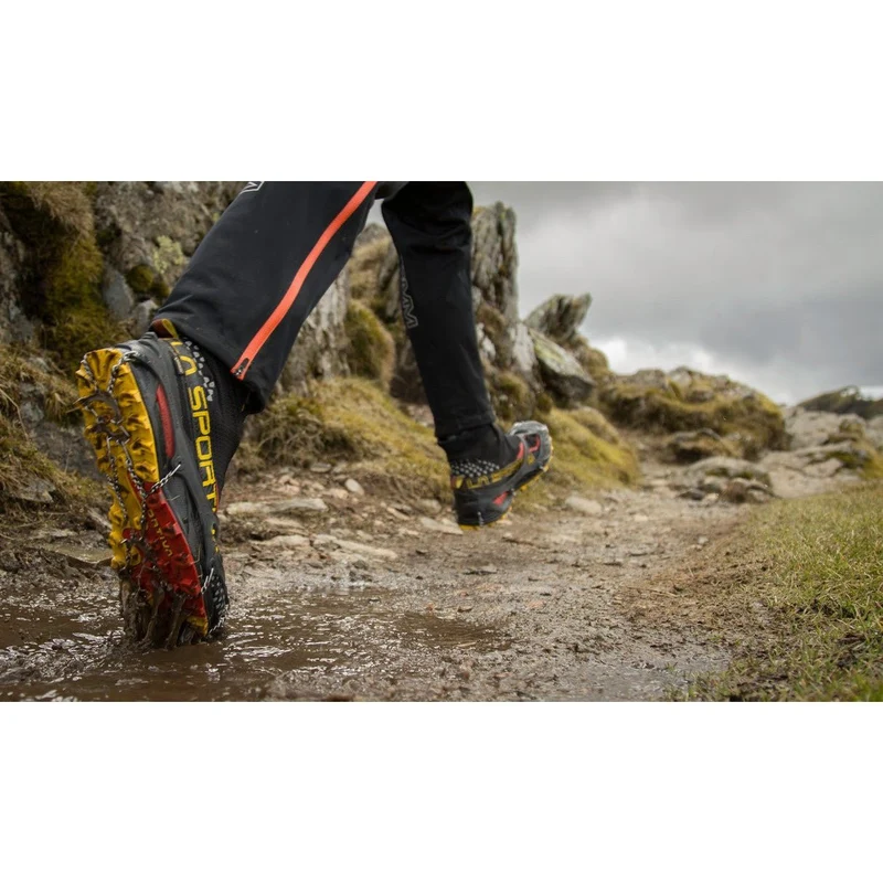 Snowline | Spikes Trail | Trailrunning Sneeuwspikes