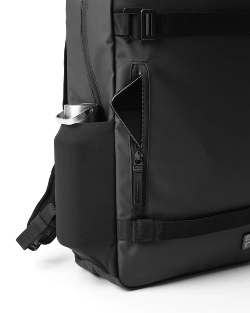 Db Daypack 17L Black Out