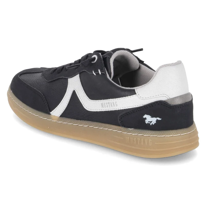 Low Sneaker Schwarz