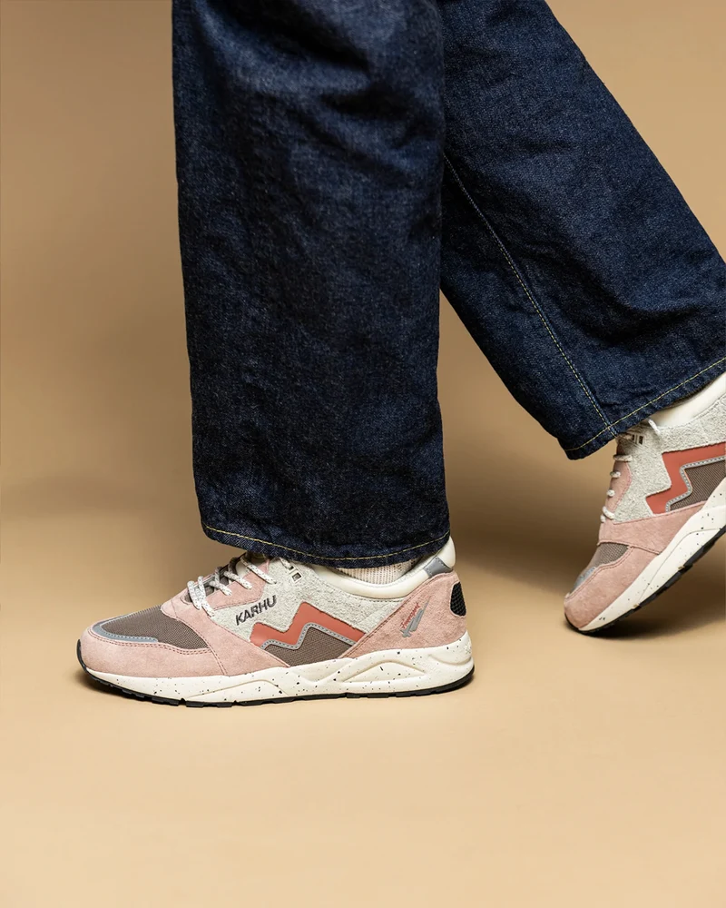 Karhu Aria 95 Adobe Rose / Light Mahogany F803136