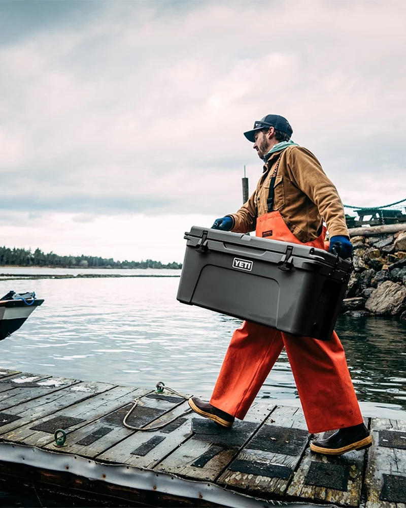 Yeti Tundra 45 Charcoal