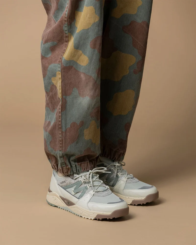 Karhu Fusion XC Icicle / Wrought Iron F830022