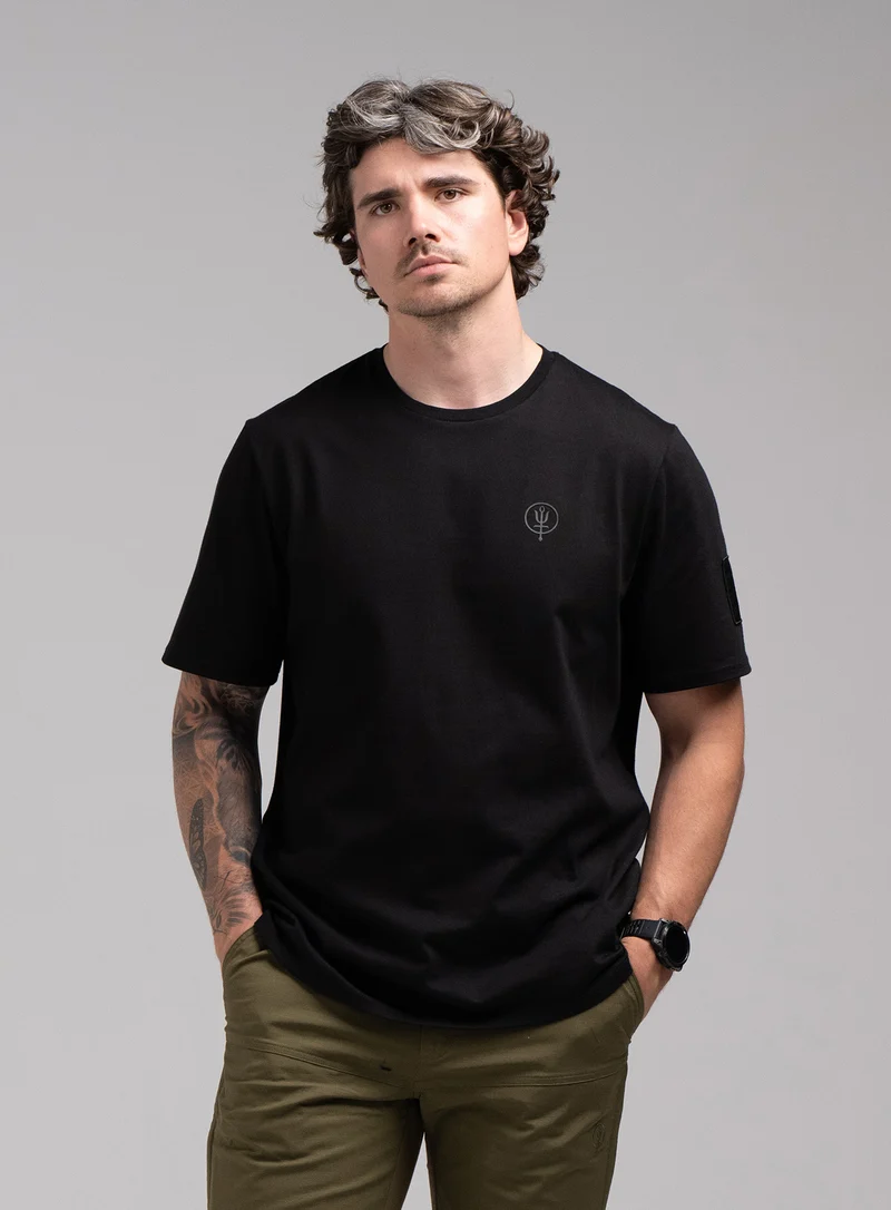 INSIGNIA T-SHIRT - LOVE MANY TRUST FEW