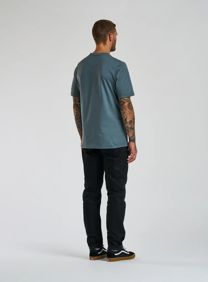 INSIGNIA T-SHIRT