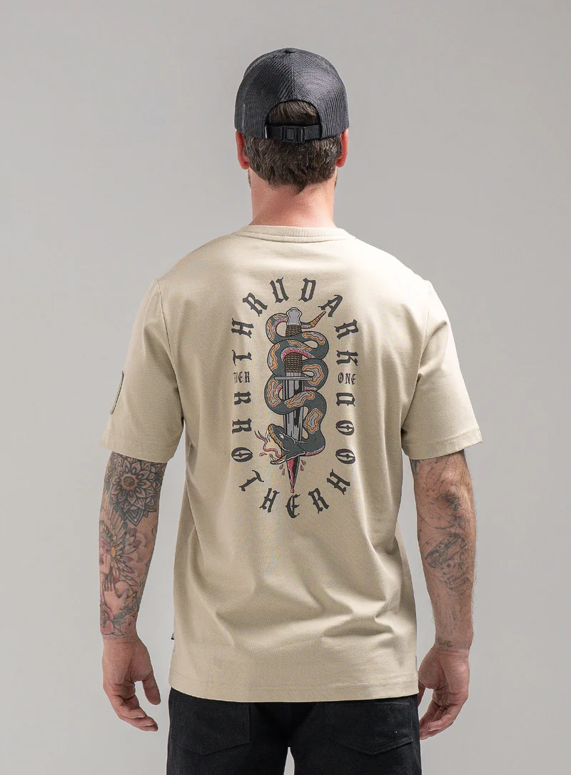 INSIGNIA T-SHIRT - SNAKE & DAGGERS
