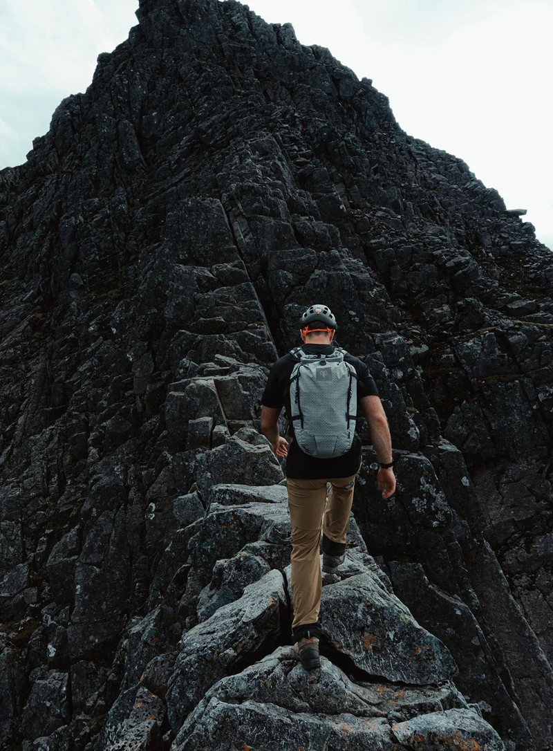 ORBITAL 30L DYNEEMA® KLETTER-RUCKSACK