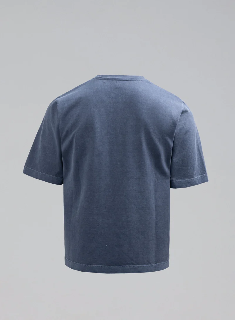 DISSIDENT-T-SHIRT MIT PIGMENT-DYE-WASCHUNG